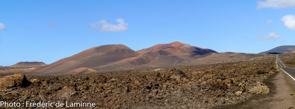 Vue sur les Volcans du parc de Timanfaya près de Yaiza (LZ-67), Lanzarote