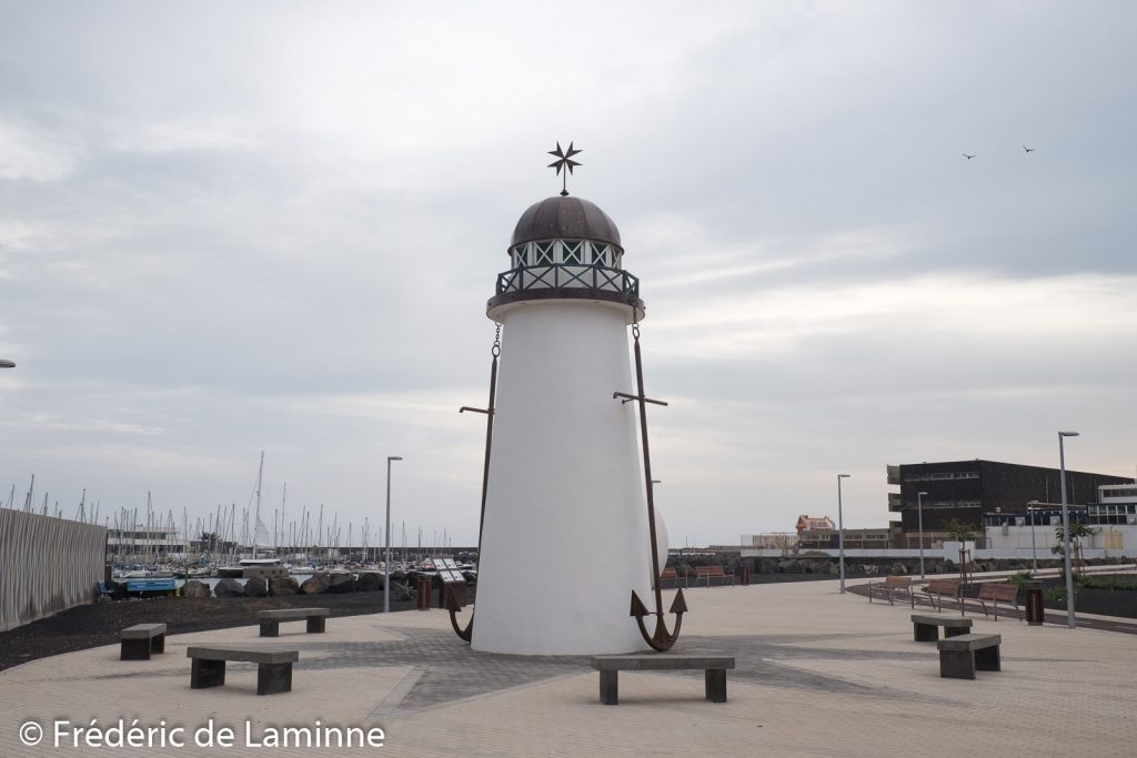 Phare d'Arrecife monument aux victimes de l'attaque du Cruz del Mar, un navire dont une partie de l'équipage a été fusillée près des côtes de la Mauritanie.